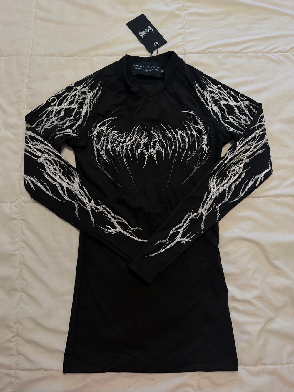 Breathe Divinity Compression Shirt XS Black White Long Sleeve NWT